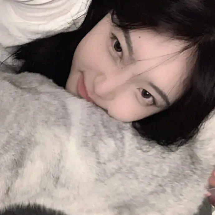 唇彩间谍